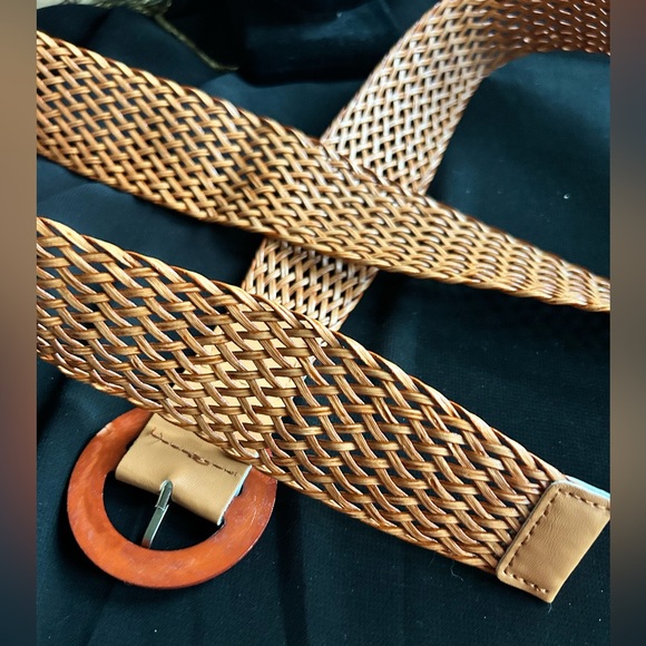 VTG Woven Tan Belt with Orange Buckle. Unbranded - Picture 4 of 5